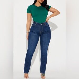 Break The Silence Booty Lifting Mom Jeans - Dark Wash